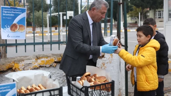 "İzmir Güzelbahçe'den çocuklara sürpriz"